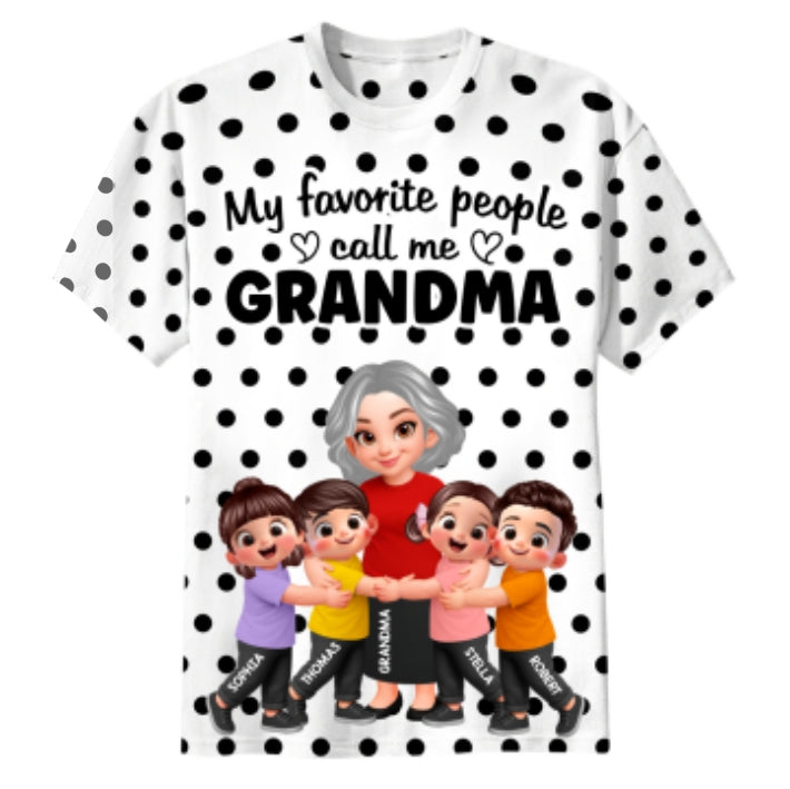 Grandma Grandkids Hugging Polka Dot Pattern - Personalized Shirt - Gift For Grandma, Mom