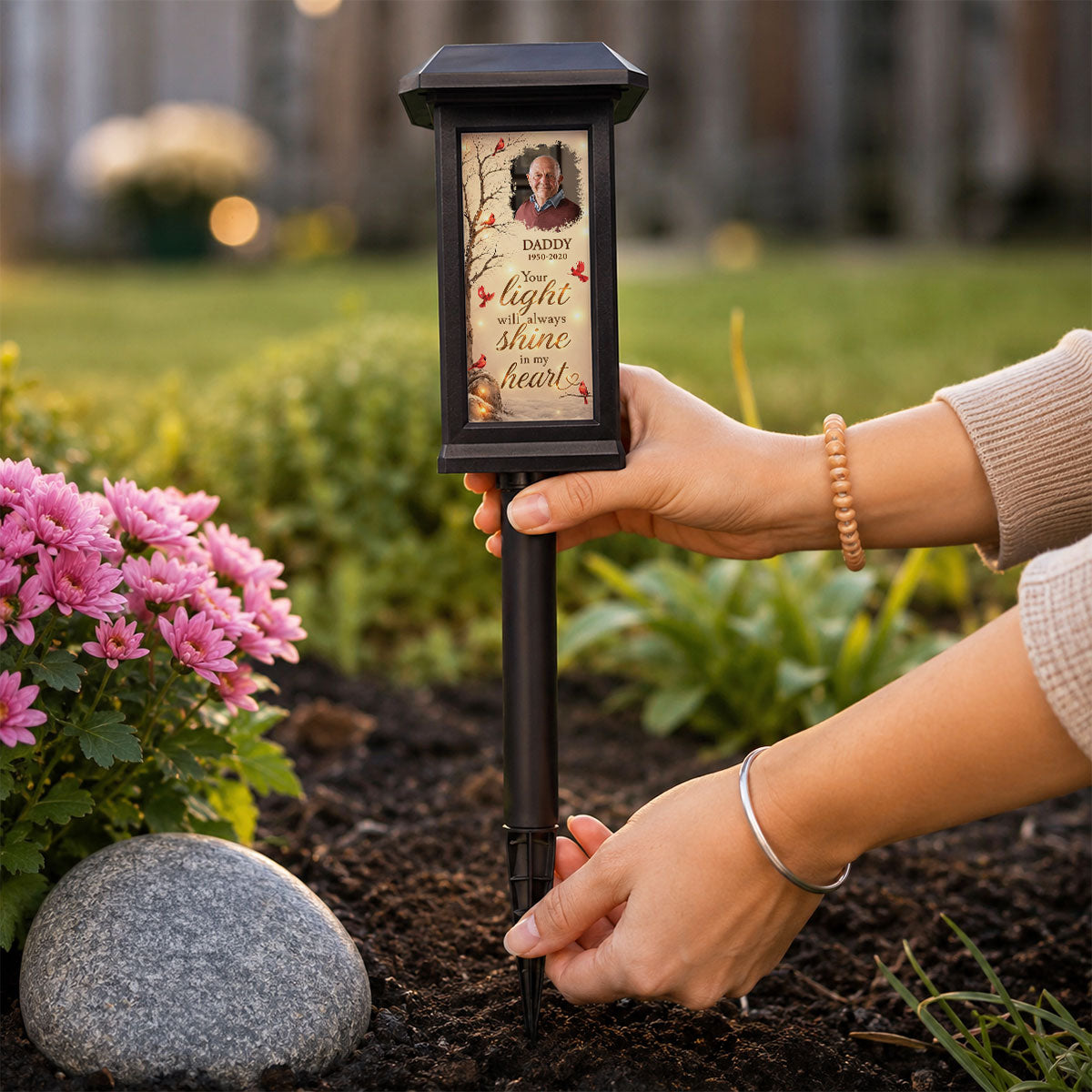 Your Light Will Always Shine in My Heart Cardinal Memorial - Personalized Solar Garden Light - Heartfelt Sympathy Gift for Loved Ones