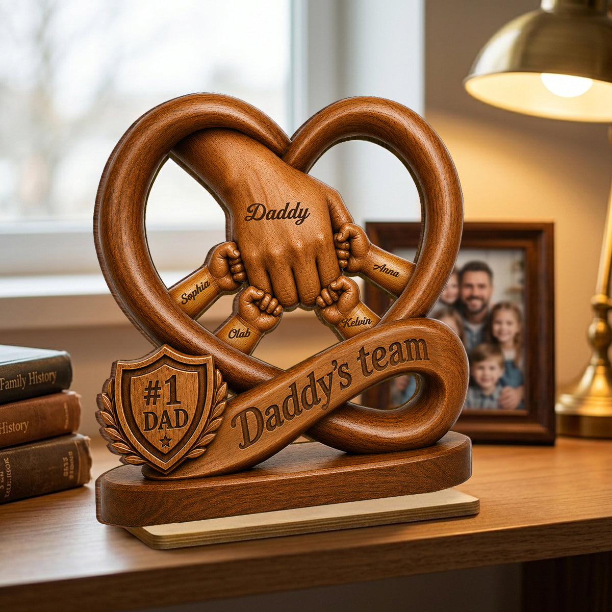 Daddy's Dream Team Fist Bump - Personalized 2-Layered Wooden Plaque -  Gift for Dad, Husband
