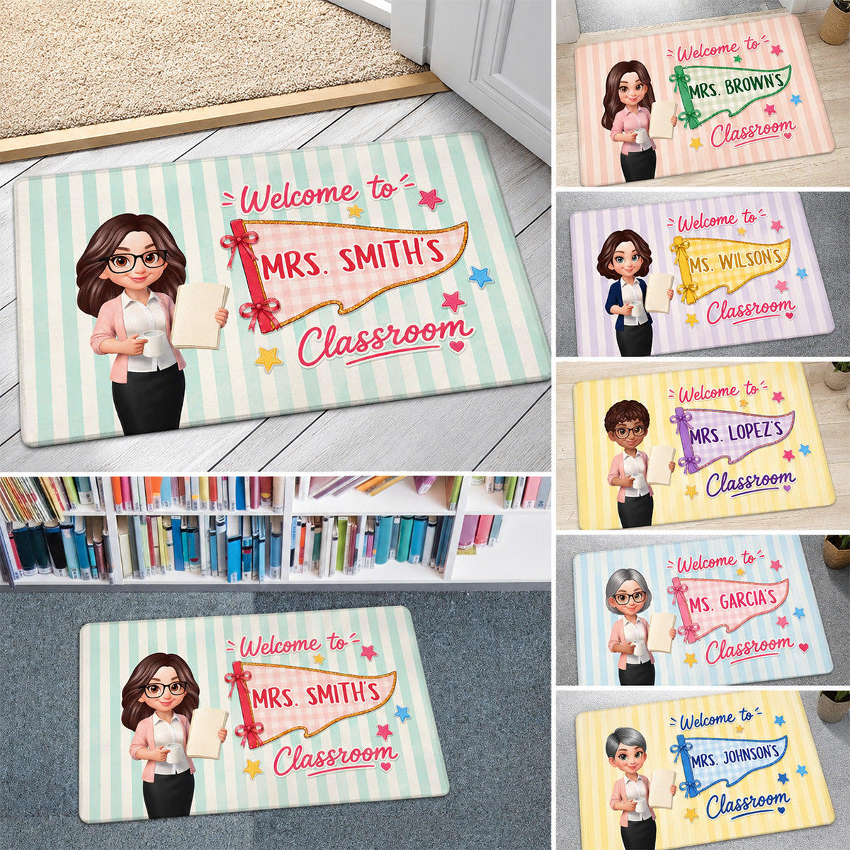 Pennant Vintage Welcome To Teacher Classroom - Personalized Doormat
