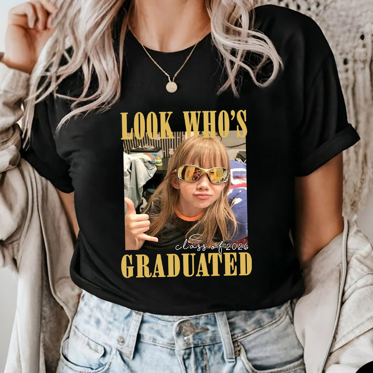 Look Who's Graduated Class Of 2026 - Personalized Shirt - Graduation Gift, Family Matching Shirt Graduation Party Celebration