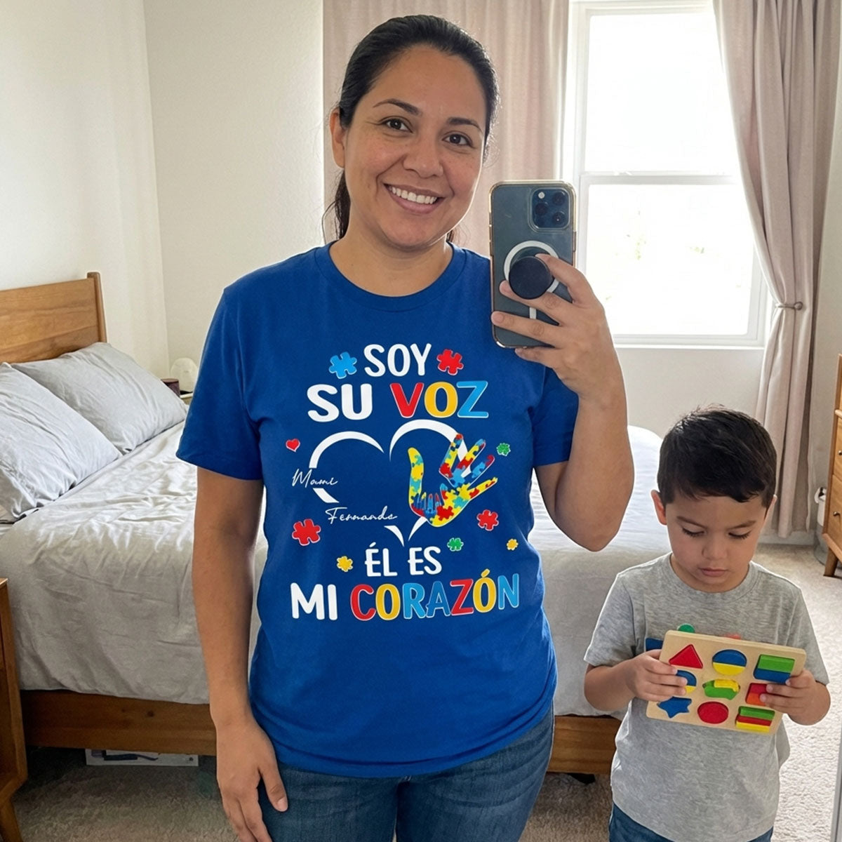 Soy Su Voz Él Es Mi Corazón I'm His Voice He's My Heart - Personalized Shirt - Spanish Ver Autism Awareness