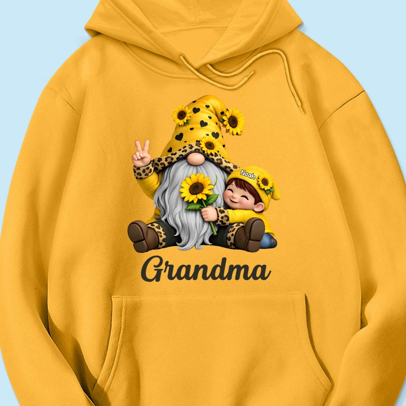 Gnome Grandma & Grandkids Sunflower - Personalized Shirt - Sentimental Gift for Grandma