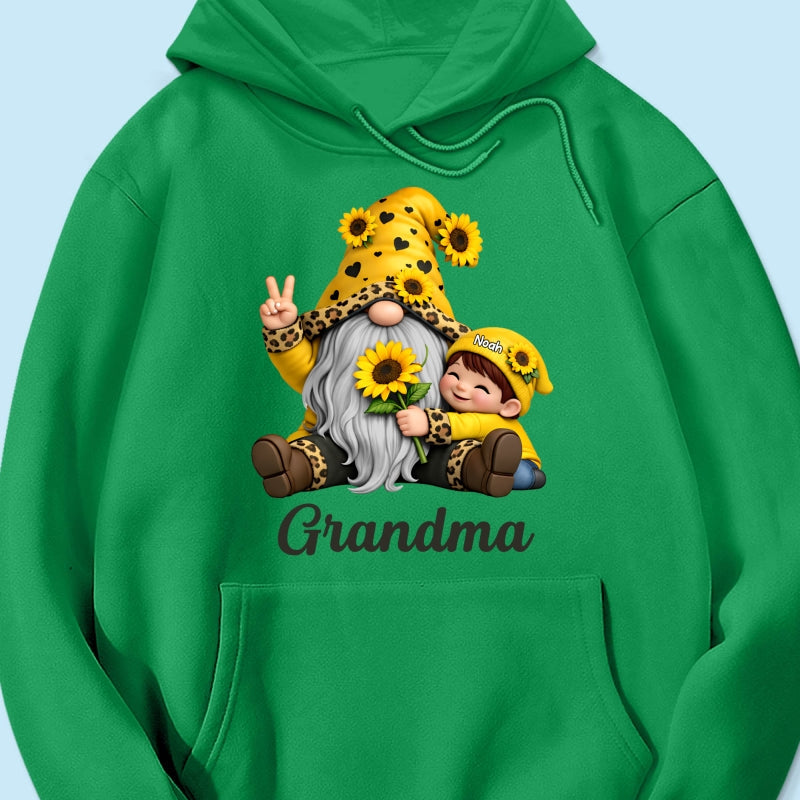 Gnome Grandma & Grandkids Sunflower - Personalized Shirt - Sentimental Gift for Grandma