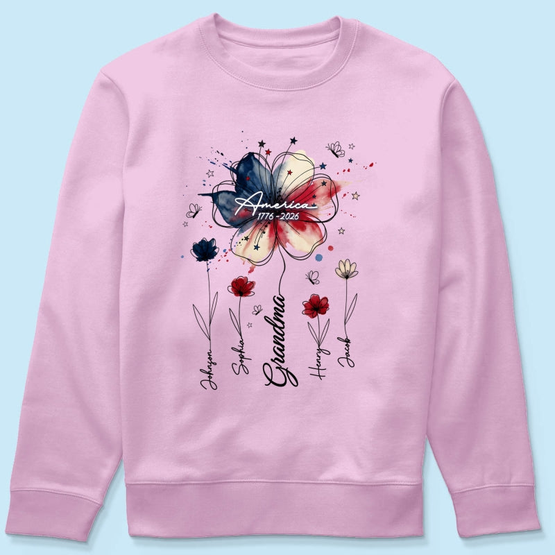 USA 250th Anniversary Floral Grandma - Personalized Shirt - Patriotic Gift for Grandma, Mom