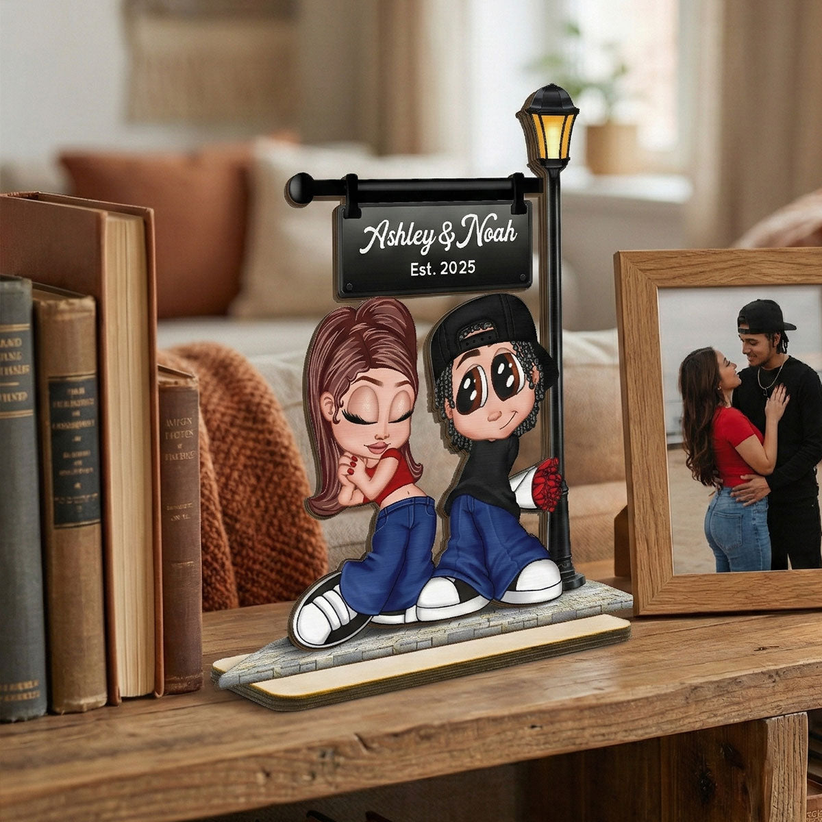 Eternal Love Y2K Couple Under Street Lamp Post - Personalized 2-Layer Wooden Plaque - Gift For Couple, Gift For Him, For Her