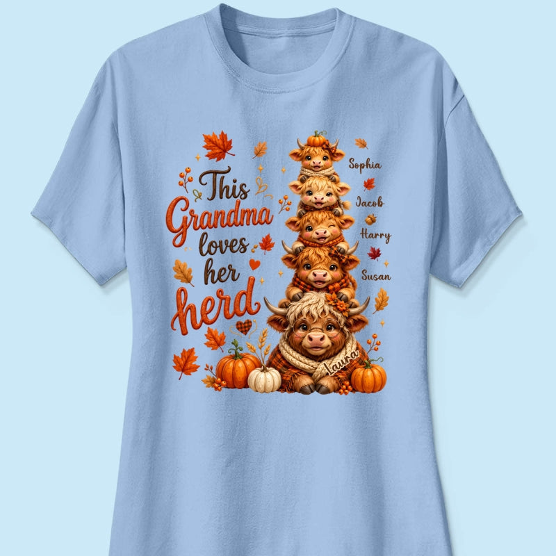 Grandma Grandkids Highland Cow Autumn - Personalized Shirt - Fall Season Gift, Gift For Grandma