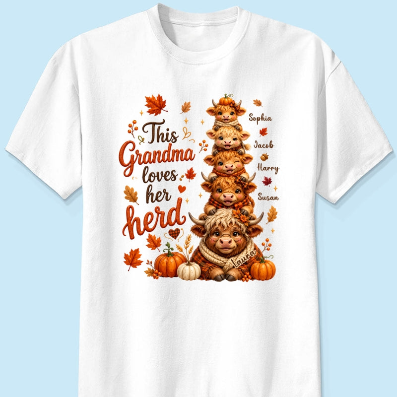 Grandma Grandkids Highland Cow Autumn - Personalized Shirt - Fall Season Gift, Gift For Grandma