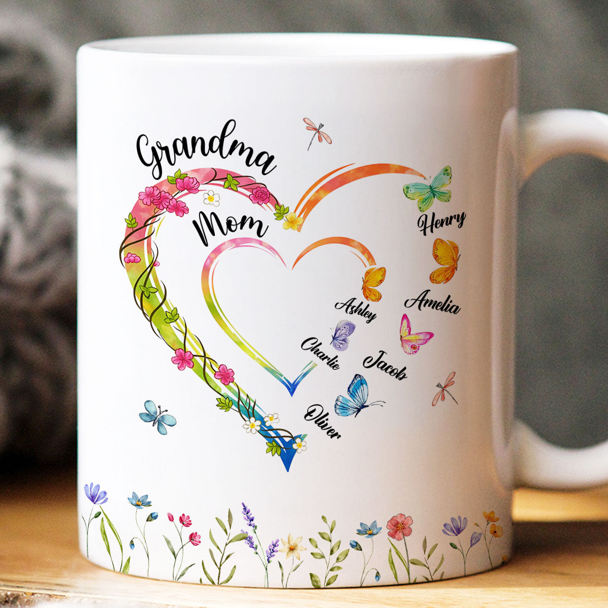 Custom Grandma Mom Flower Heart with Kids Names - Personalized Mug - Gift for Mom, Grandma