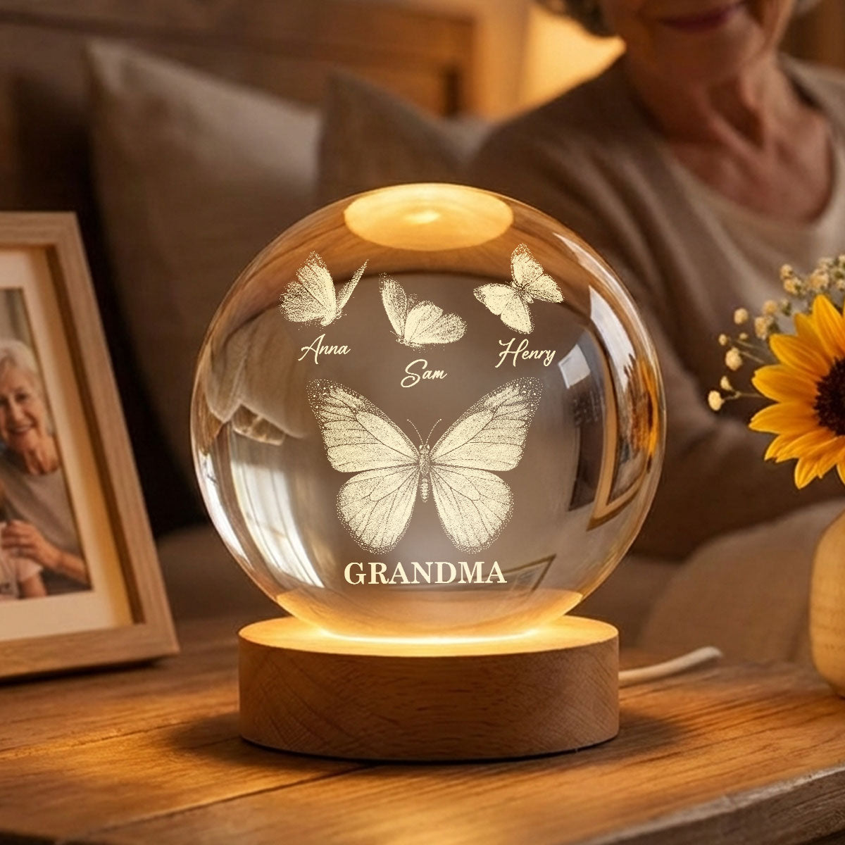 Beautiful Grandma Mom Butterflies Custom Kids Names - Personalized Crystal Ball LED Night Light - Gift For Grandma, Mom