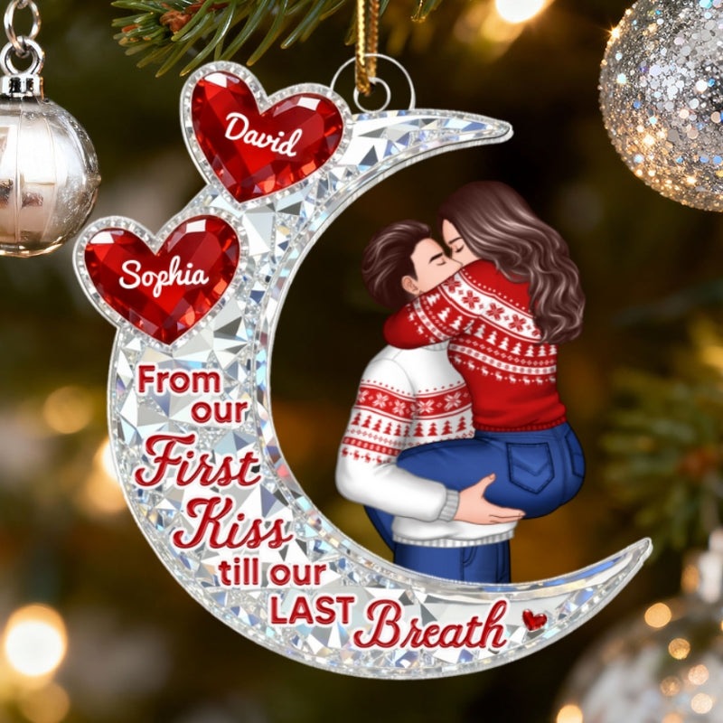3D Effect Flat Moon Couple Hugging Kissing - Personalized Acrylic Ornament - Gift For Couple, Gift For Him, For Her