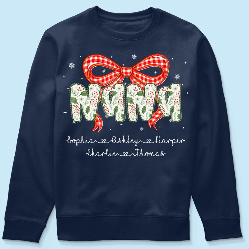 Grandma Coquette Floral Christmas Pattern With Kids Names - Personalized Shirt