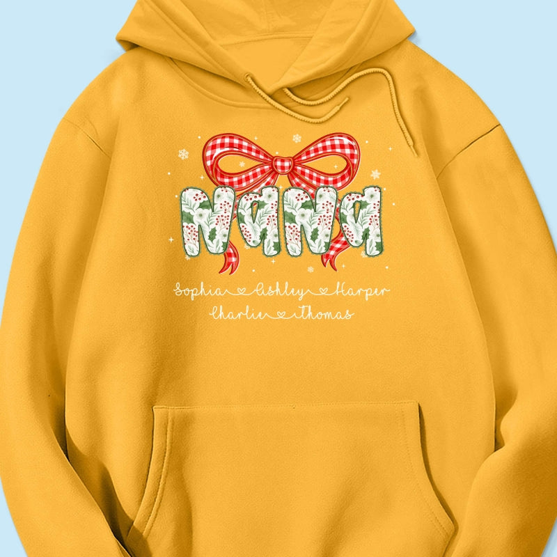 Grandma Coquette Floral Christmas Pattern With Kids Names - Personalized Shirt
