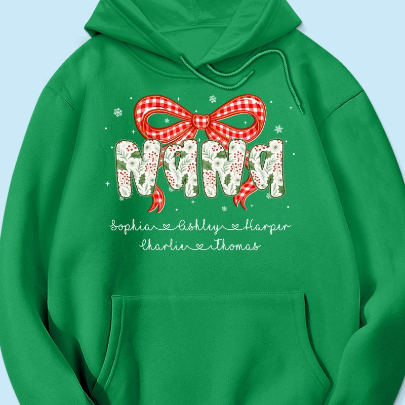 Grandma Coquette Floral Christmas Pattern With Kids Names - Personalized Shirt