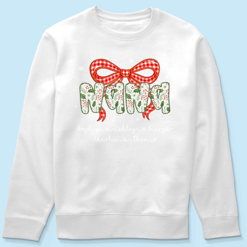 Grandma Coquette Floral Christmas Pattern With Kids Names - Personalized Shirt