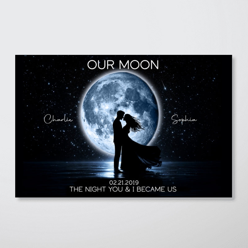 Couple Kissing Under the Moonlight, Custom Moon Phase by Date - Personalized Poster - Sentimental Gift for Her, for Him