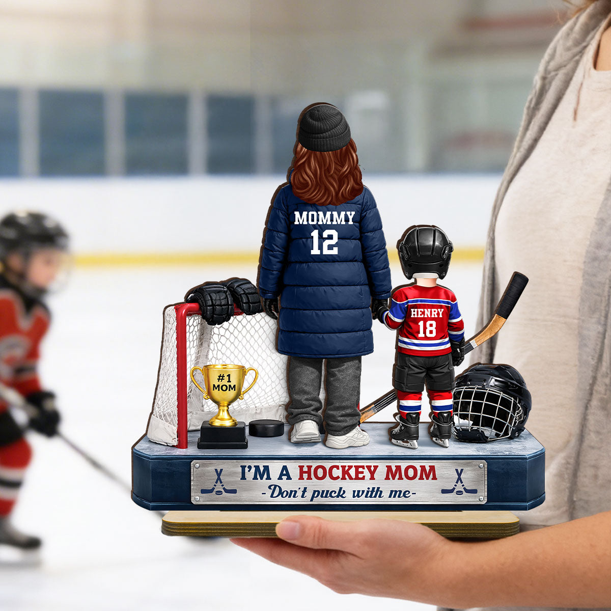 I'm A Hockey Mom And Kids - Personalized 2-Layered Wooden Plaque - Mother's Day Gift for Hockey Mom