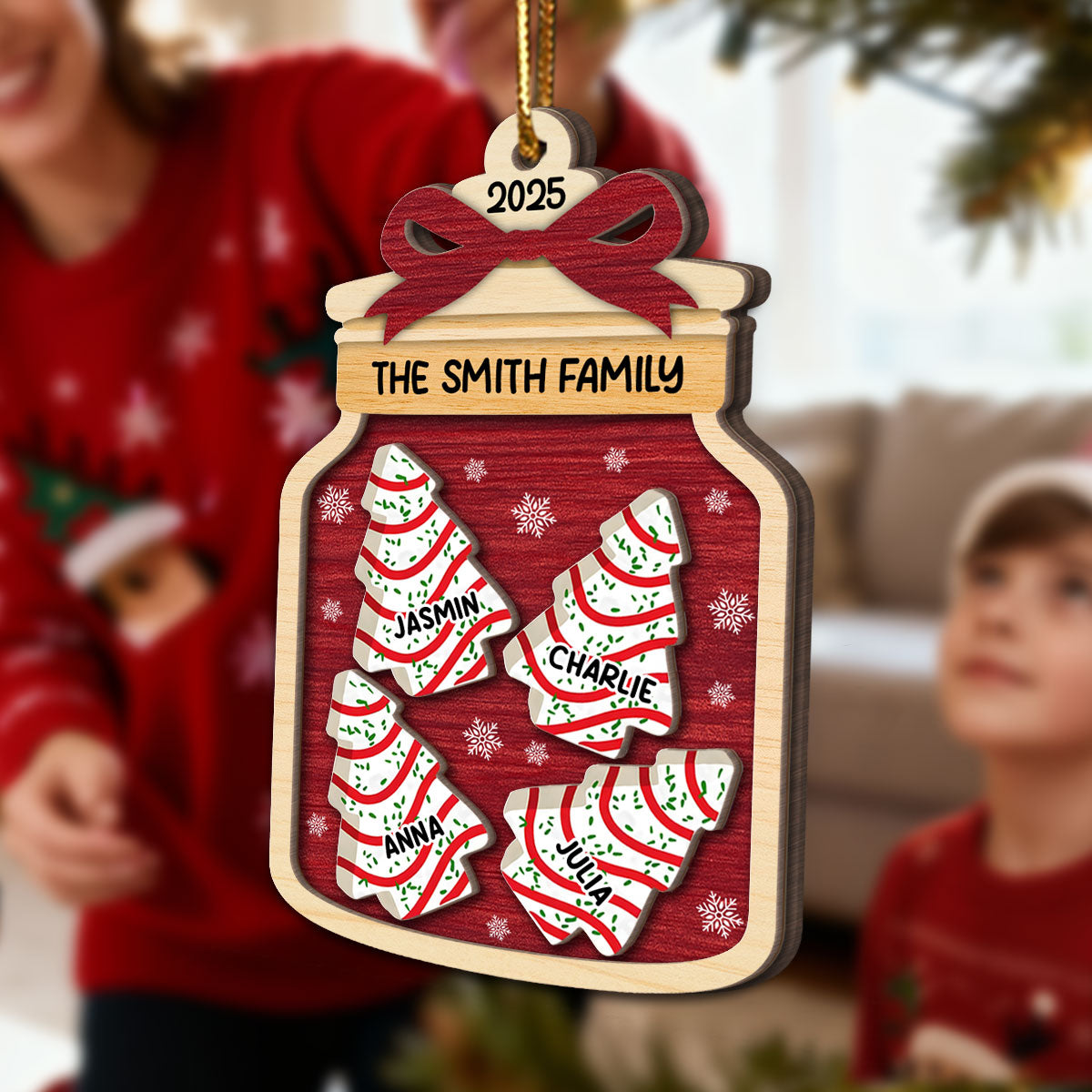 3D Effect Festive Christmas Family Mason Jar Christmas Tree Cakes - Personalized 2-Layered Wooden Ornament