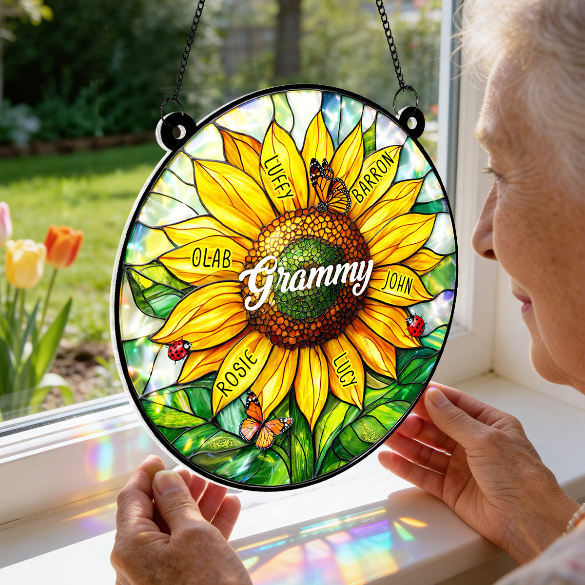 Grandma Mom Sunflower Custom Kids Names - Personalized Suncatcher - Mother's Day Gift for Grandma, Mom, Wife