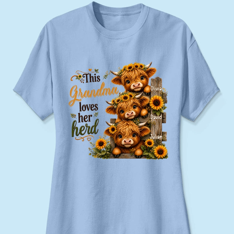 Highland Cow Grandma Loves Her Herb - Personalized Shirt - Fall Season Gift, Gift For Grandma