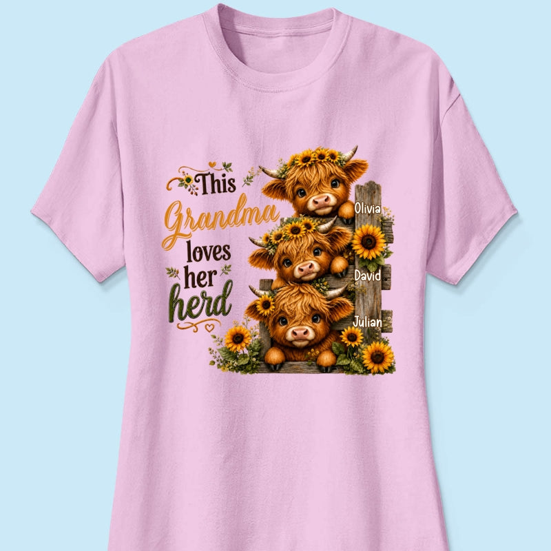 Highland Cow Grandma Loves Her Herb - Personalized Shirt - Fall Season Gift, Gift For Grandma