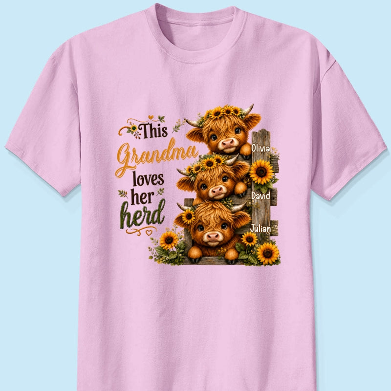 Highland Cow Grandma Loves Her Herb - Personalized Shirt - Fall Season Gift, Gift For Grandma
