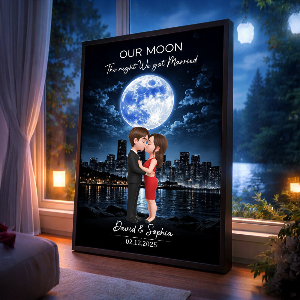 Couple Kissing Under the Moon Light City Skyline, Custom Moon Phase by Date - Personalized Poster - Sentimental Valentine's Day Gift for Her, for Him