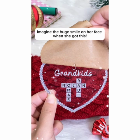 3D Shining Effect Grandkids Crossword Puzzle Art - Personalized Acrylic Ornament - Christmas Gift For Grandma, Grandkids