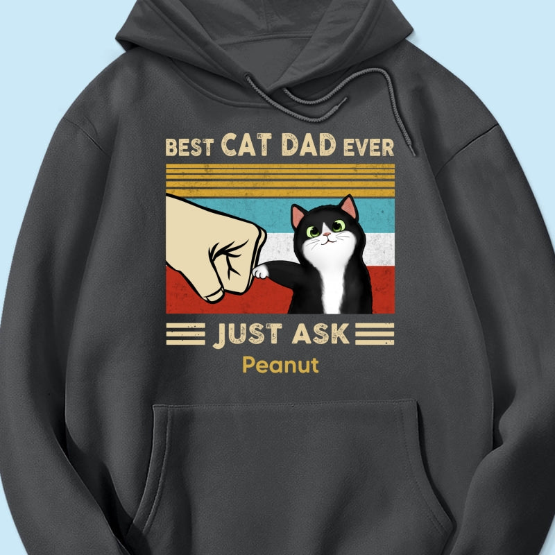 Custom Cat Fist Bump - Personalized Shirt - Perfect Gift for Cat Dads, Father's Day Gift for Husband, Gift for Him