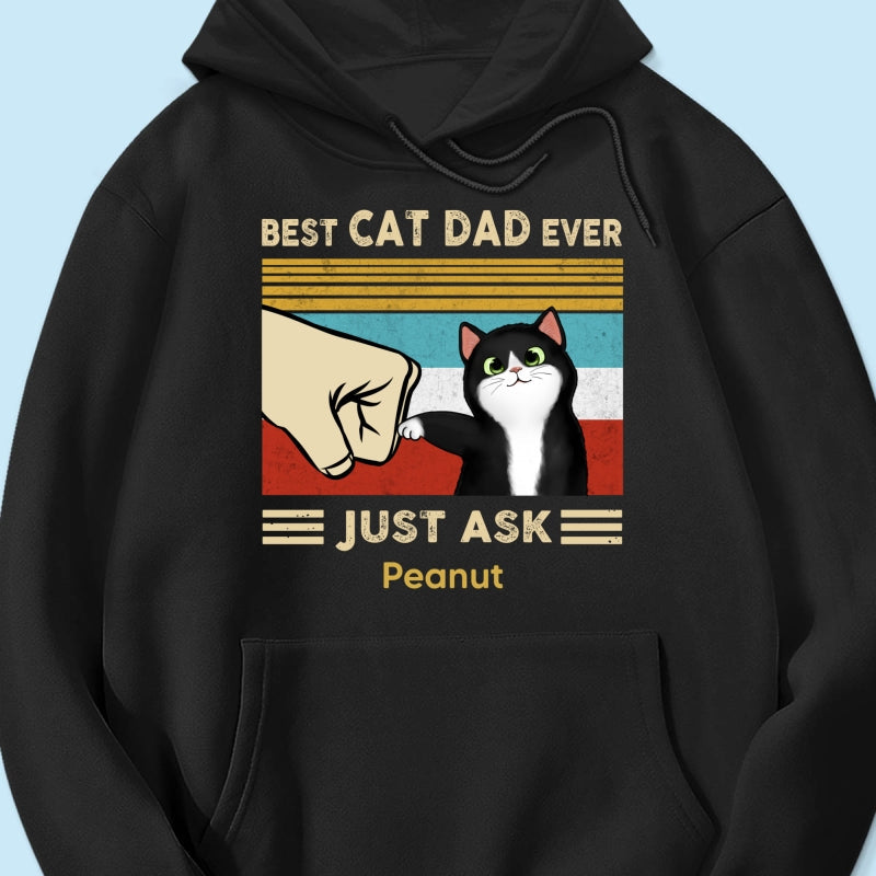 Custom Cat Fist Bump - Personalized Shirt - Perfect Gift for Cat Dads, Father's Day Gift for Husband, Gift for Him