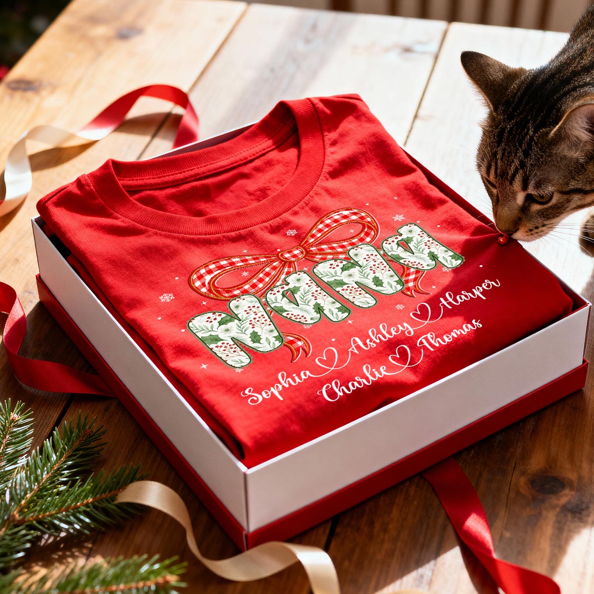Grandma Coquette Floral Christmas Pattern With Kids Names - Personalized Shirt