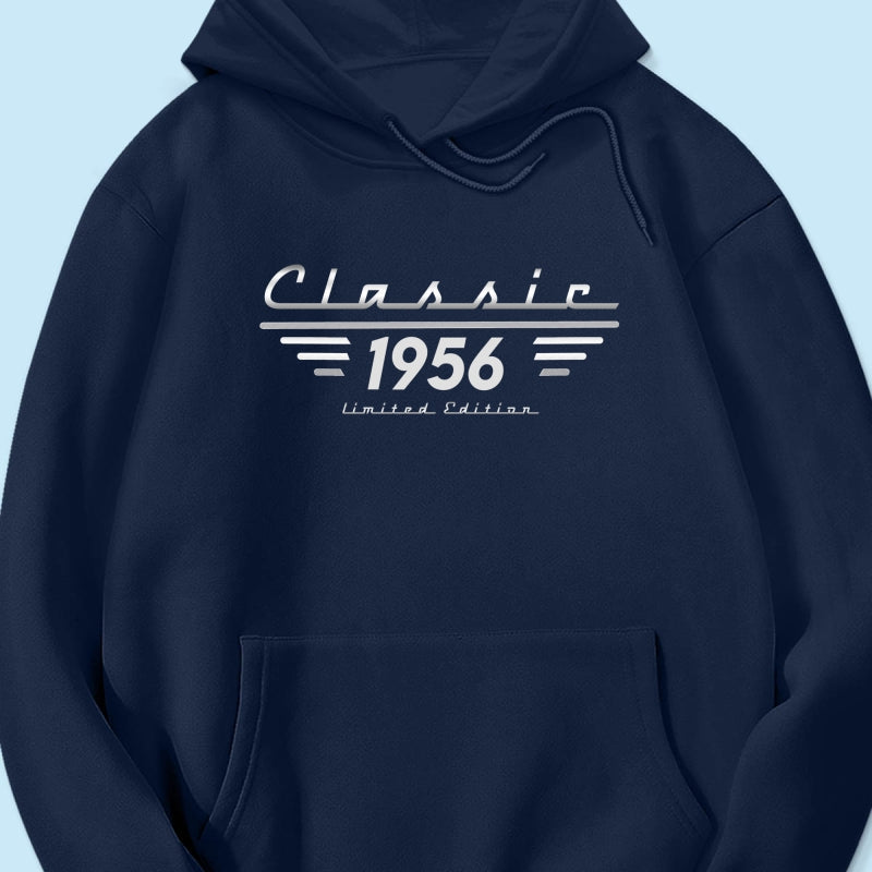 Vintage Classic Man Custom Year - Personalized Shirt - Father's Day Gift, Birthday Gift For Grandpa, Dad, Husband