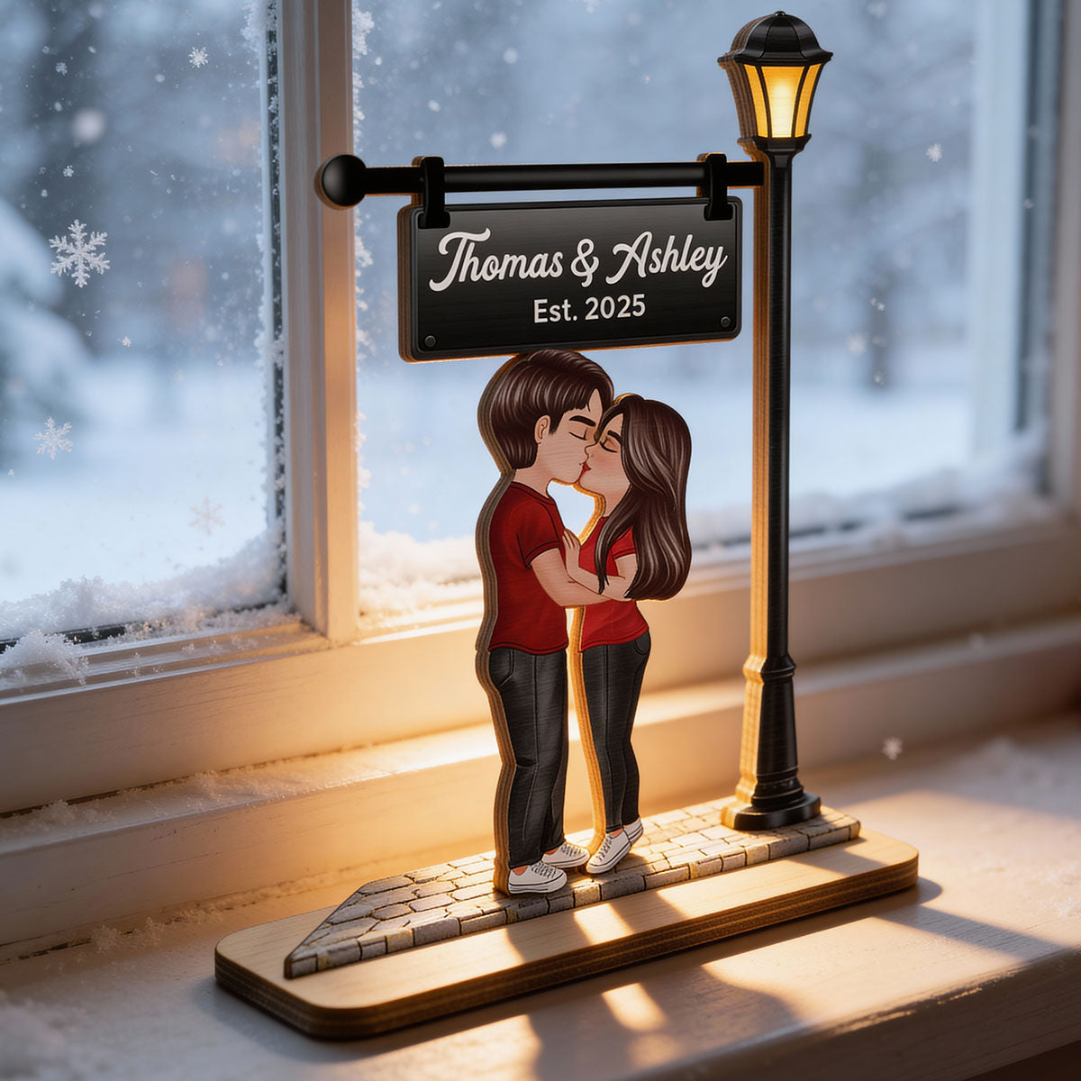 Eternal Love Couple Kissing Under Street Lamp Post - Personalized 2-Layer Wooden Plaque - Gift For Couple, Gift For Him, For Her